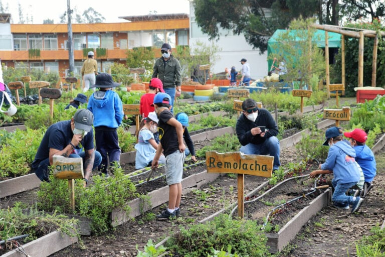 Twinning Regenerative Educators Johannes Kepler School (Ecuador